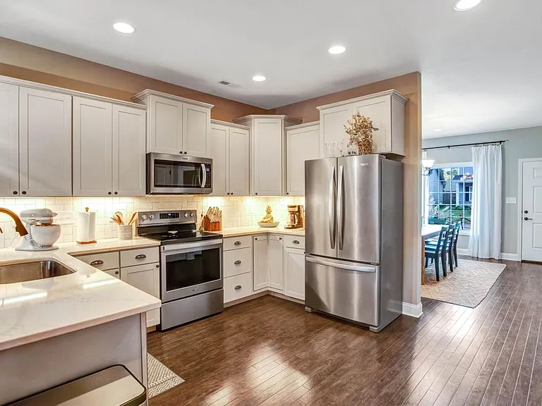 6753 Albatross Ln — Photo 4