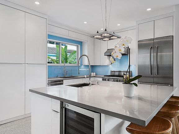 4th image of 4431 Nautilus Dr