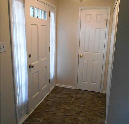 3rd image of 908 Copsewood Dr