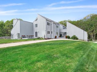 221 N Magee St, Southampton, NY 11968