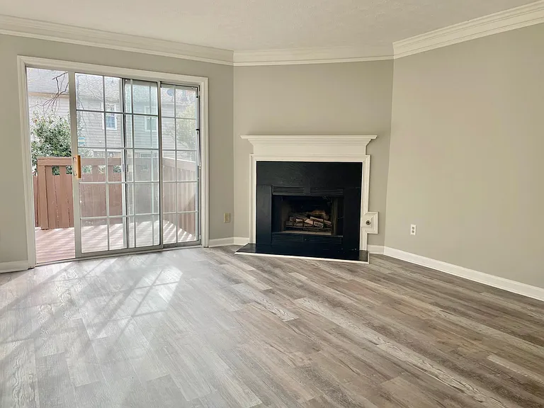 6592 Meadow Rue Dr — Photo 4