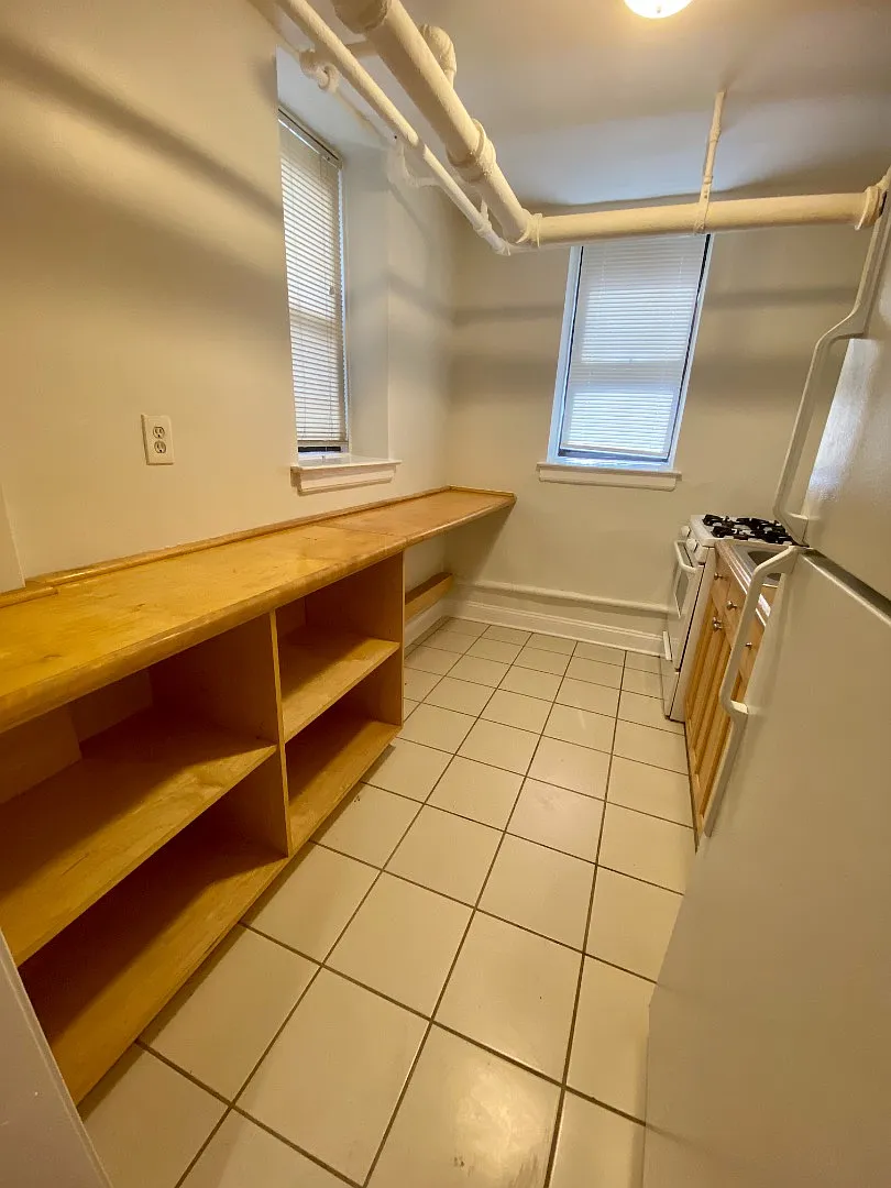 Studio, 1.0 bath, $1,800 — Photo 3