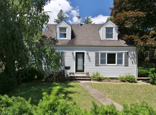 1071 Alps Rd, Wayne, NJ 07470