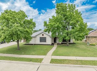 2413 Cortland Cir, Rowlett, TX 75088