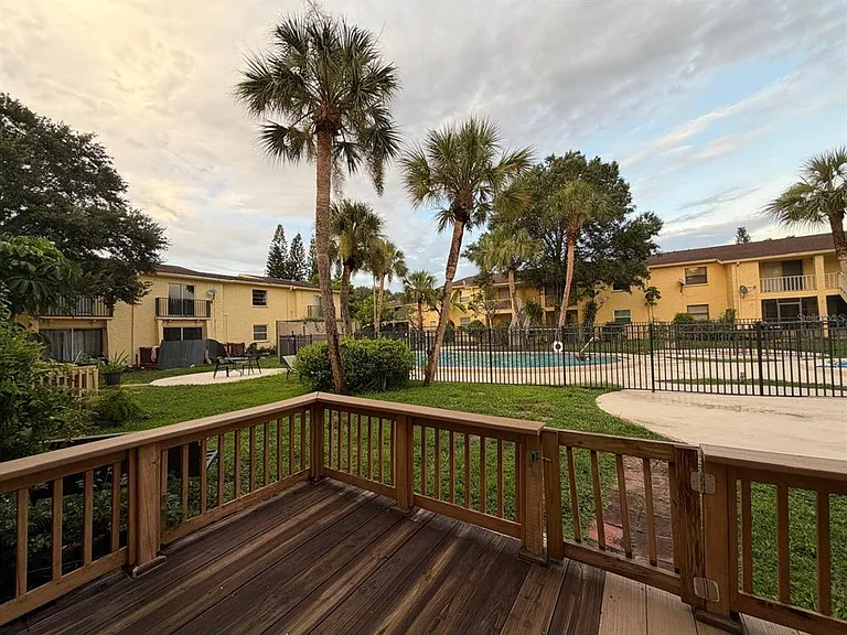 7501 Gallineta Ct — Photo 34