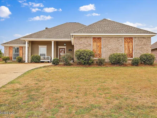 401 Springhill Xing, Brandon, MS 39047