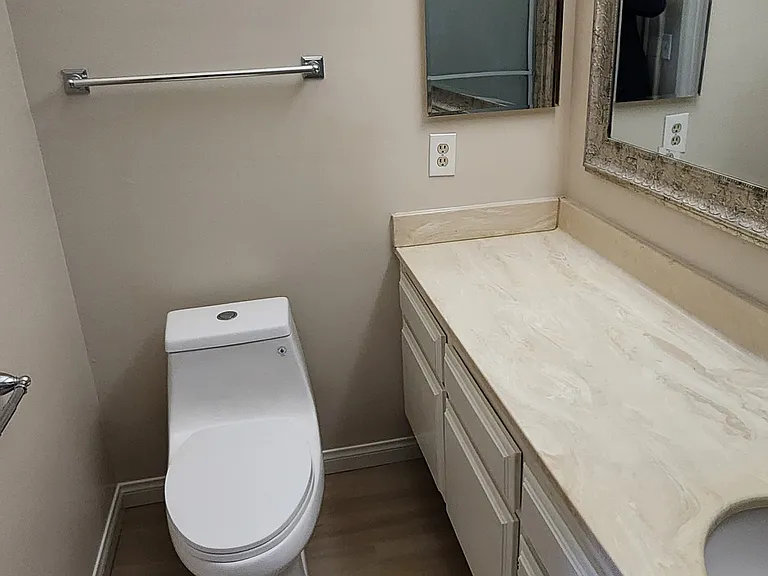 7211 Cozycroft Ave #68 — Photo 25