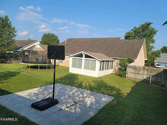3rd image of 2305 Sir Edward Ln
