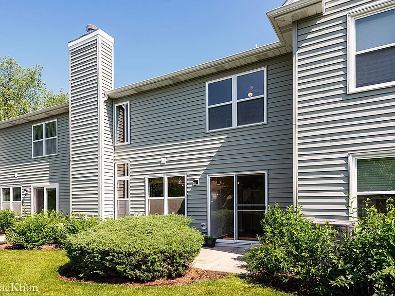 1567 E Citadel Ct — Photo 21