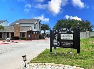 17490 Meandering Way APT 903, Dallas, TX 75252