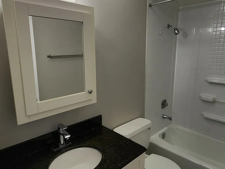 7813 Woodward Ave #3B — Photo 9