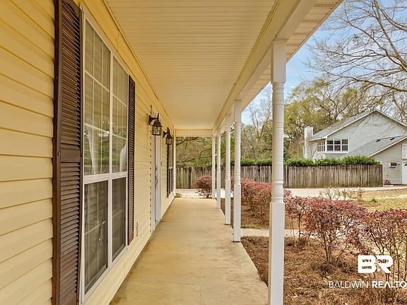 4th image of 20640 Langford Rd