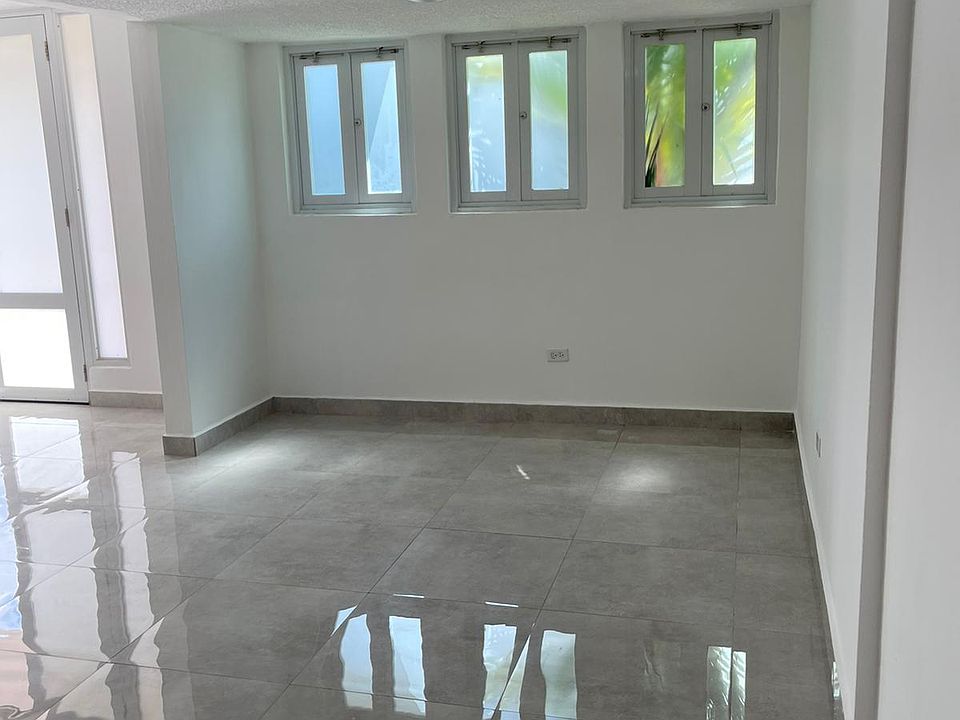 1st image of 152 Calle Wesser