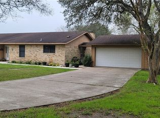 68 Virada, Victoria, TX 77905