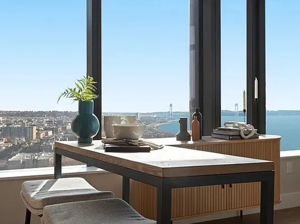 2230 Cropsey Avenue image 9 of 69