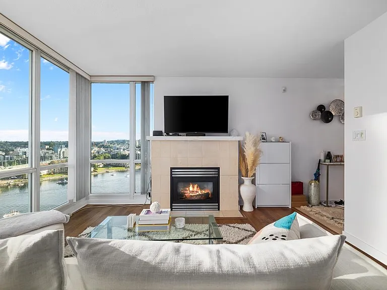 1077 Marinaside Cres #2201 — Photo 5