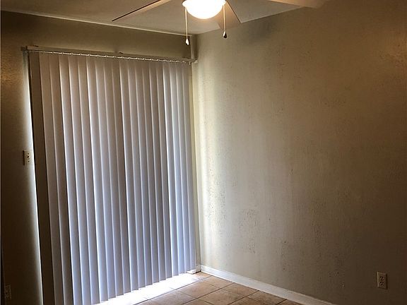 4th image of 701 Wellesley Ct APT B