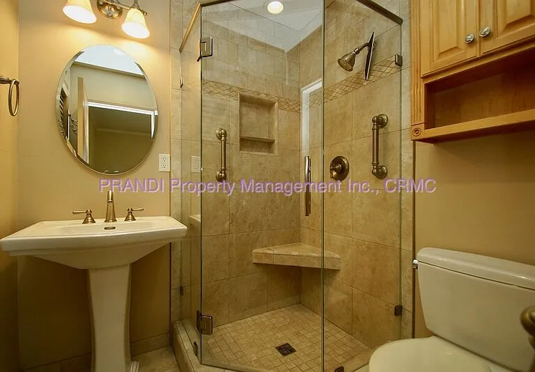 1407 Donna St — Photo 13