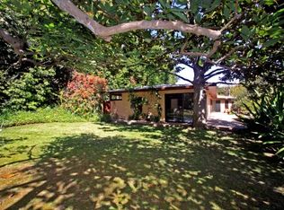 708 Greentree Rd, Pacific Palisades, CA 90272