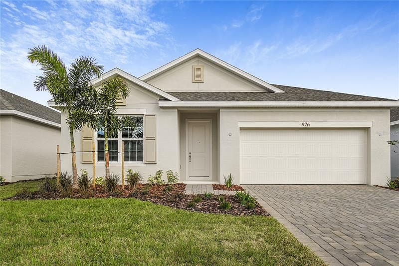 1st image of 976 Vineyard Way