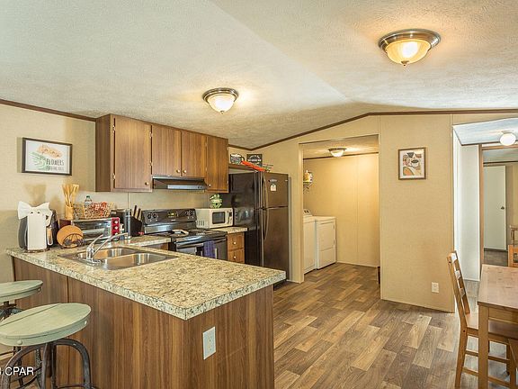 3rd image of 269 24th Ave