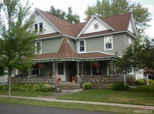 203 Pettit St, Wilson, NY 14172