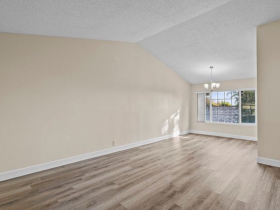 3rd image of 10165 Golden Yarrow Ln