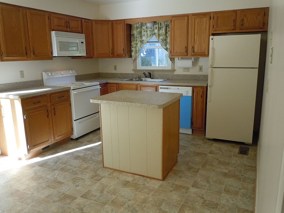 2nd image of 11108 Stockade Dr