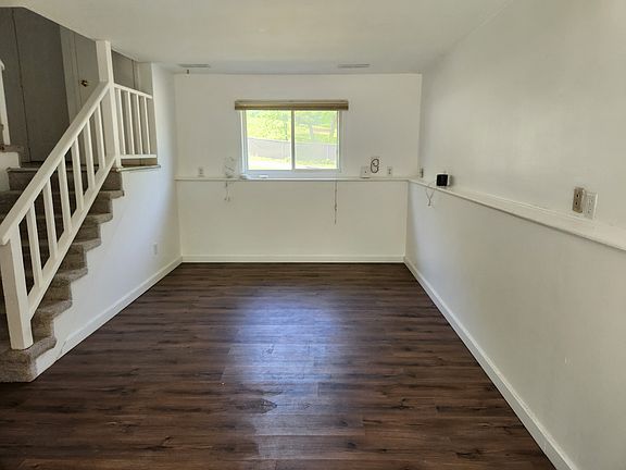 3rd image of 1421 E 40th St #1421