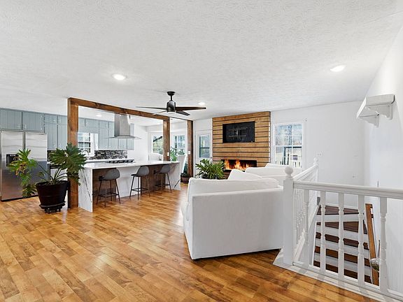 5th image of 352 Trotters Rdg