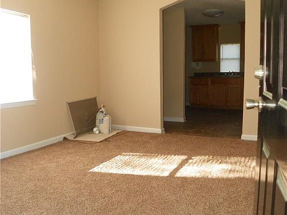 3rd image of 508 1st Ave W