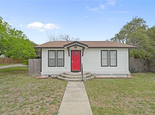 145 S Rife St, Aransas Pass, TX 78336