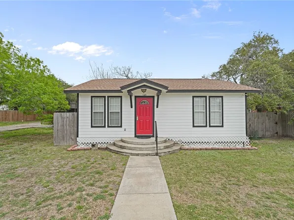 145 S Rife St, Aransas Pass, TX 78336