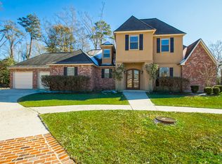 8472 Le Marie Ct, Denham Springs, LA 70706