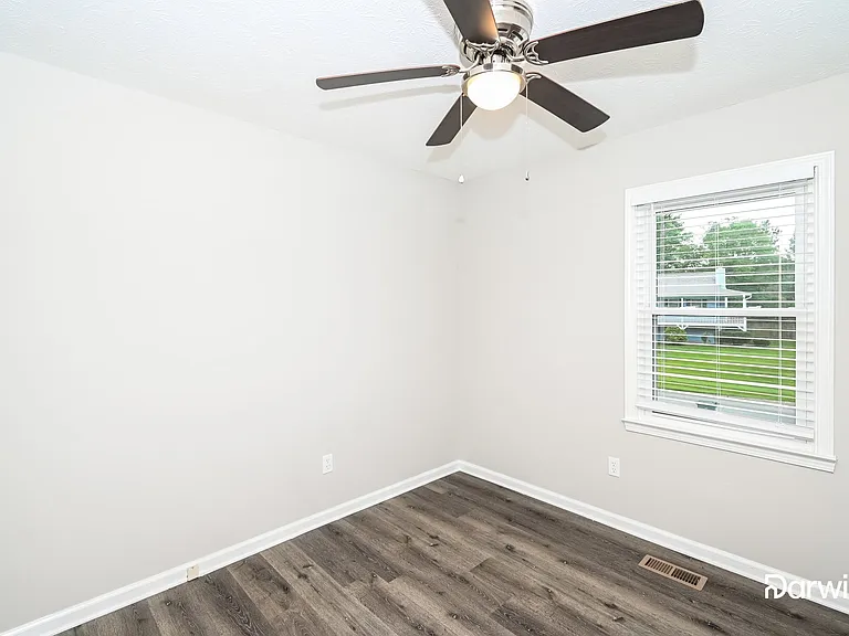 40 Silverthorne Dr — Photo 10