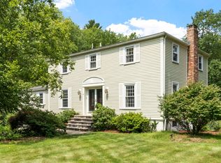 18 Farrwood Dr, Andover, MA 01810
