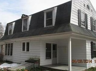 3177 Old Canadensis Hill Rd, Cresco, PA 18326