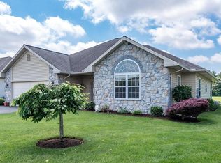 591 Blossom Trl, Mount Joy, PA 17552