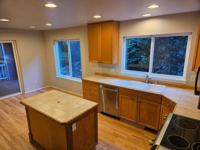 14219 NE 86th Pl — Photo 4