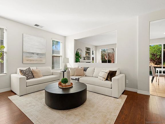 4th image of 8754 Gracilior Pl