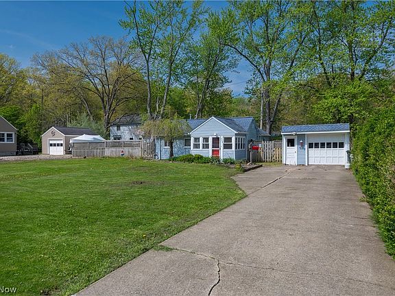 2nd image of 258 Vineyard Rd