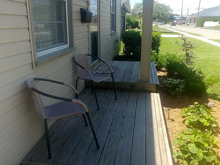 1208 Orchard St — Photo 2
