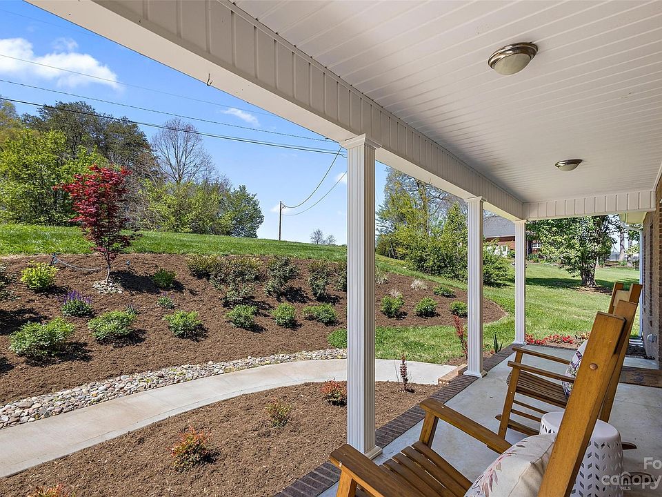 107 Spindle Dr Maiden NC Zillow