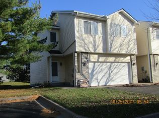 2758 Cutters Grove Cir, Anoka, MN 55303