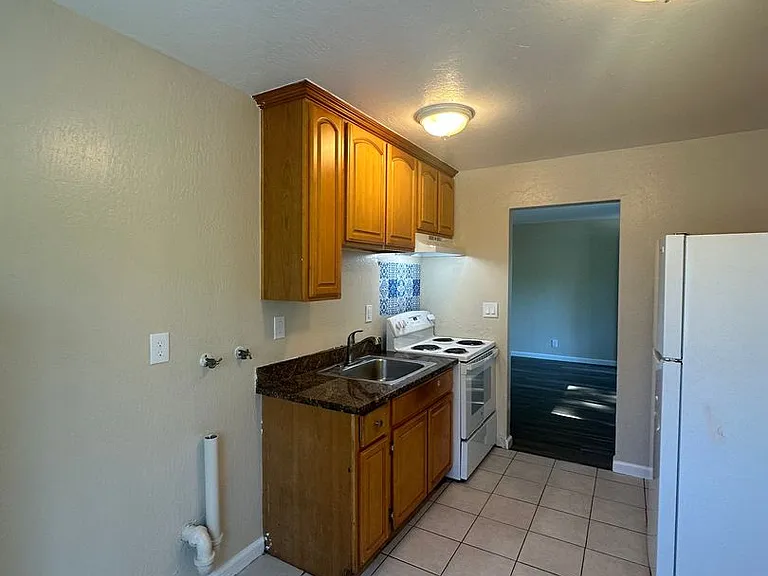 724 S 8th St — Photo 5