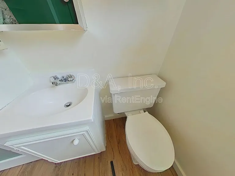 1363 NW Monroe Ave #3 — Photo 7