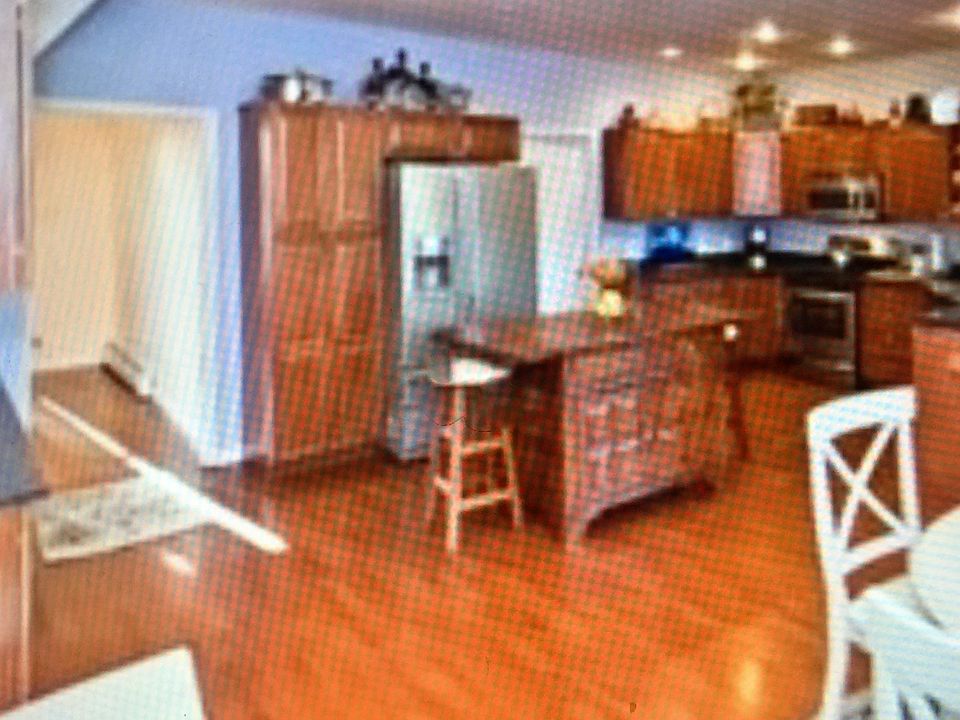 2nd image of 4 Wileys Swamp Ct