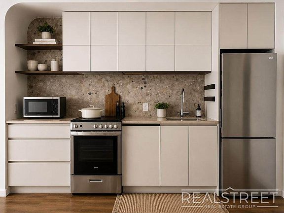 3rd image of 87 George St #1H