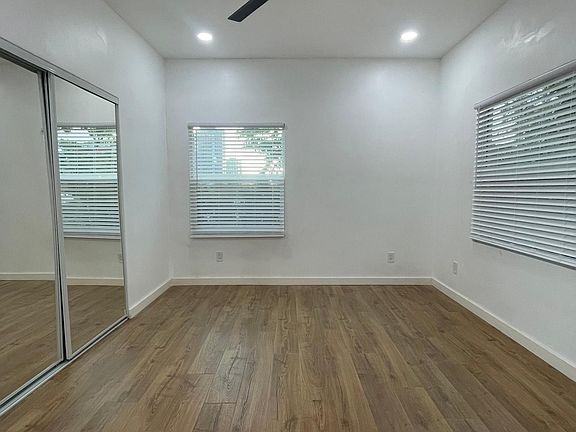 5th image of 768 17th St APT 2
