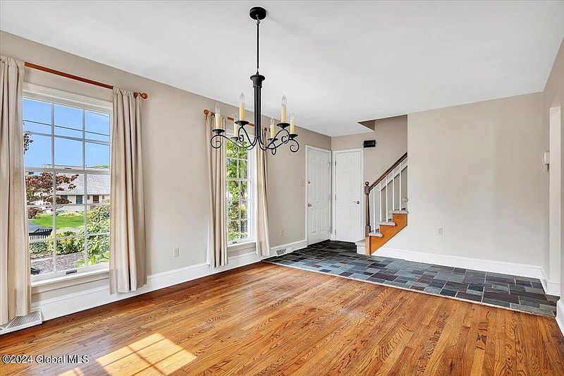 3rd image of 1090 Madison Avenue